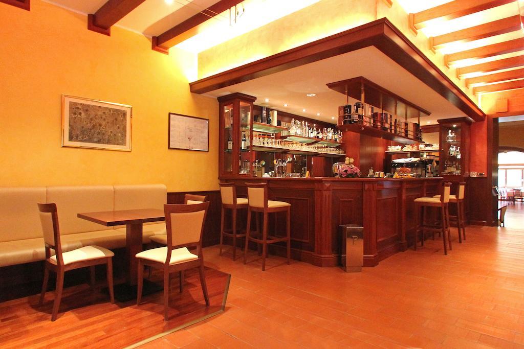 La Torre Ai Mari Hotel Sarteano Luaran gambar